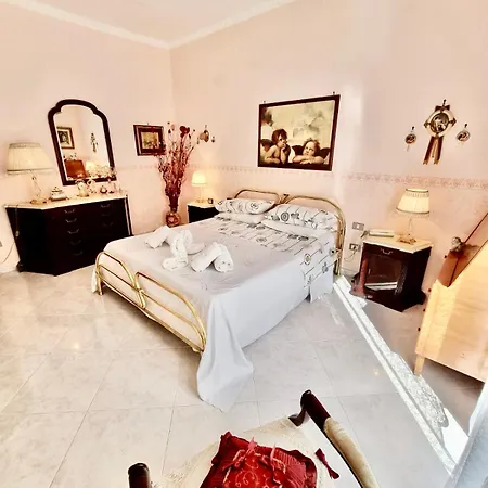 Colasante House Apartment *