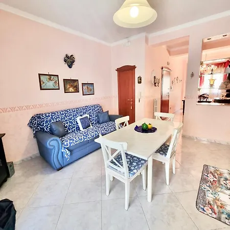 Colasante House * モルフェッタ