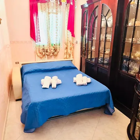 Colasante House アパート モルフェッタ